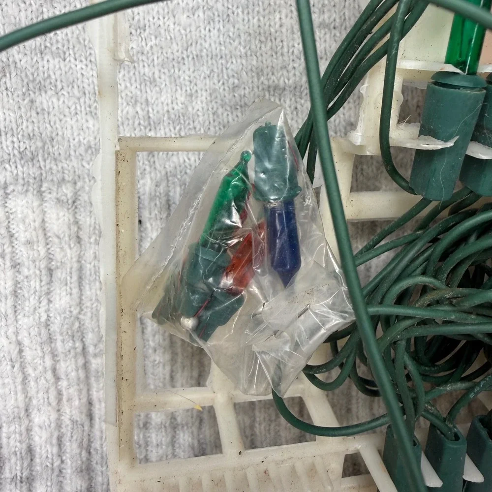 Vintage 140 Multi Color Changing Christmas Lights Green Wire Speed Control Box